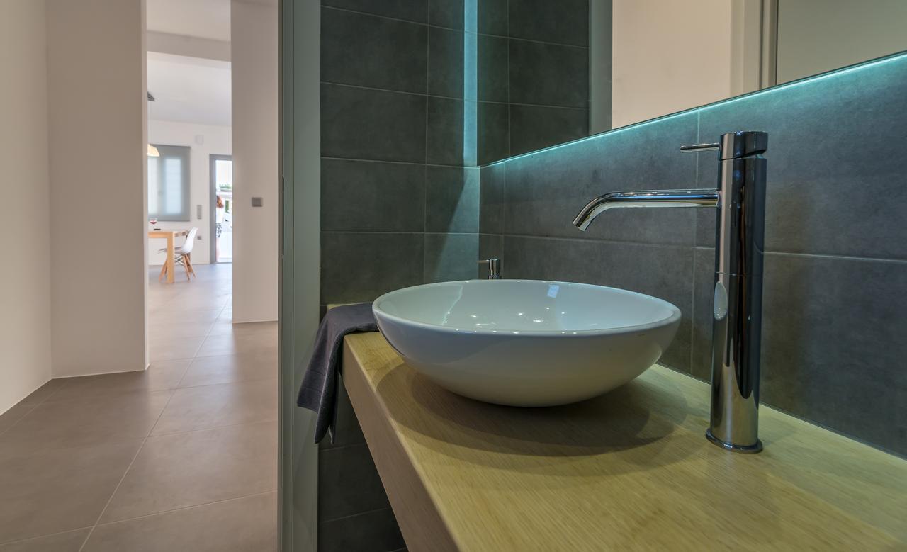 Milos Waves Luxury Apartments Pollonia Exteriér fotografie